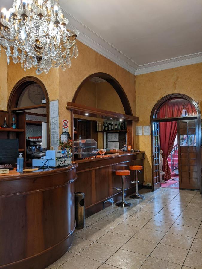 Hotel Montecarlo Castellanza Kültér fotó